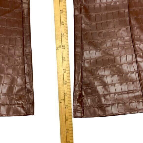 PrettyLittleThing Flare Pants Womens Size 6 Brown Faux Leather Croc Embossed New - Picture 13 of 16